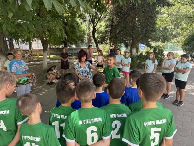 Награждаване на учениците от НУ "Отец Паисий" за участие в Националната програма "Заедно в изкуството и спорта" - НУ Отец Паисий - Пазарджик